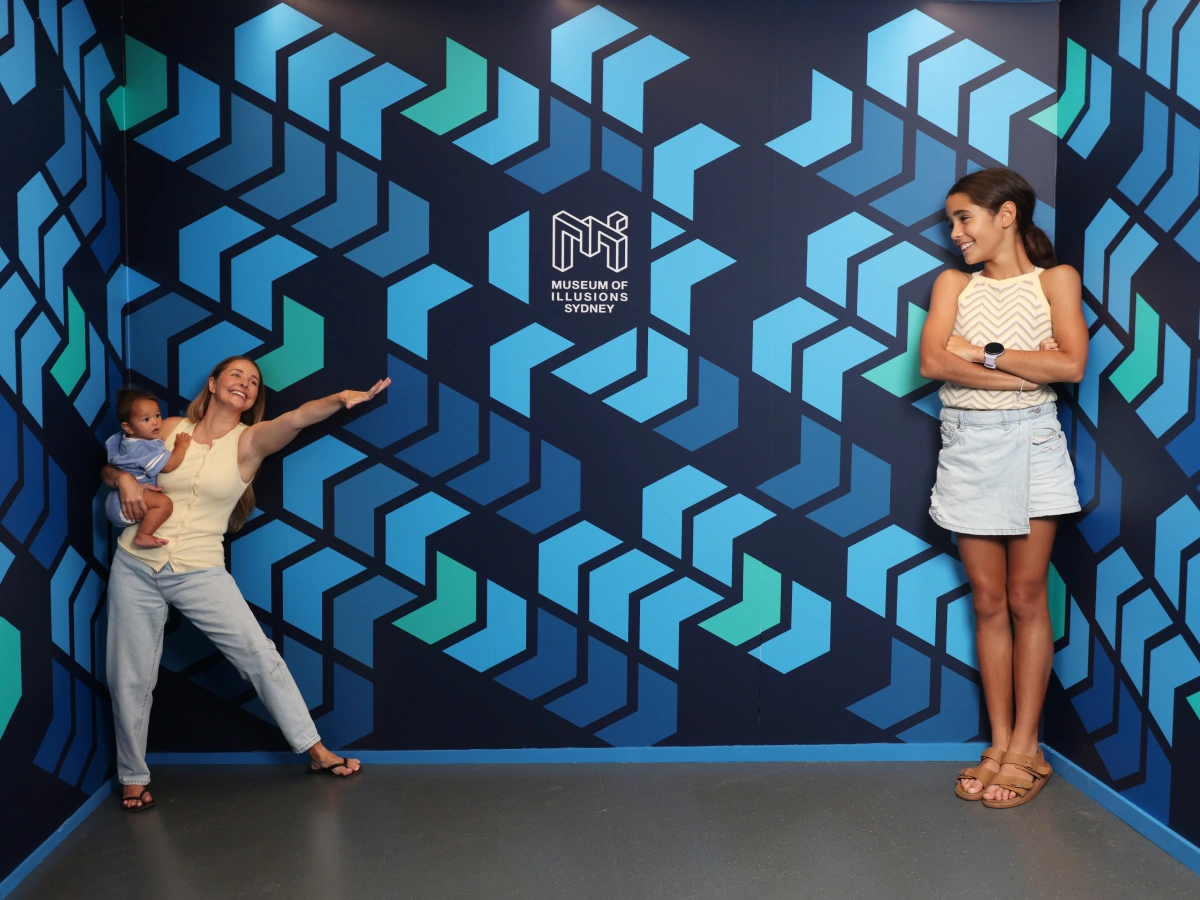 1200×900 ames room