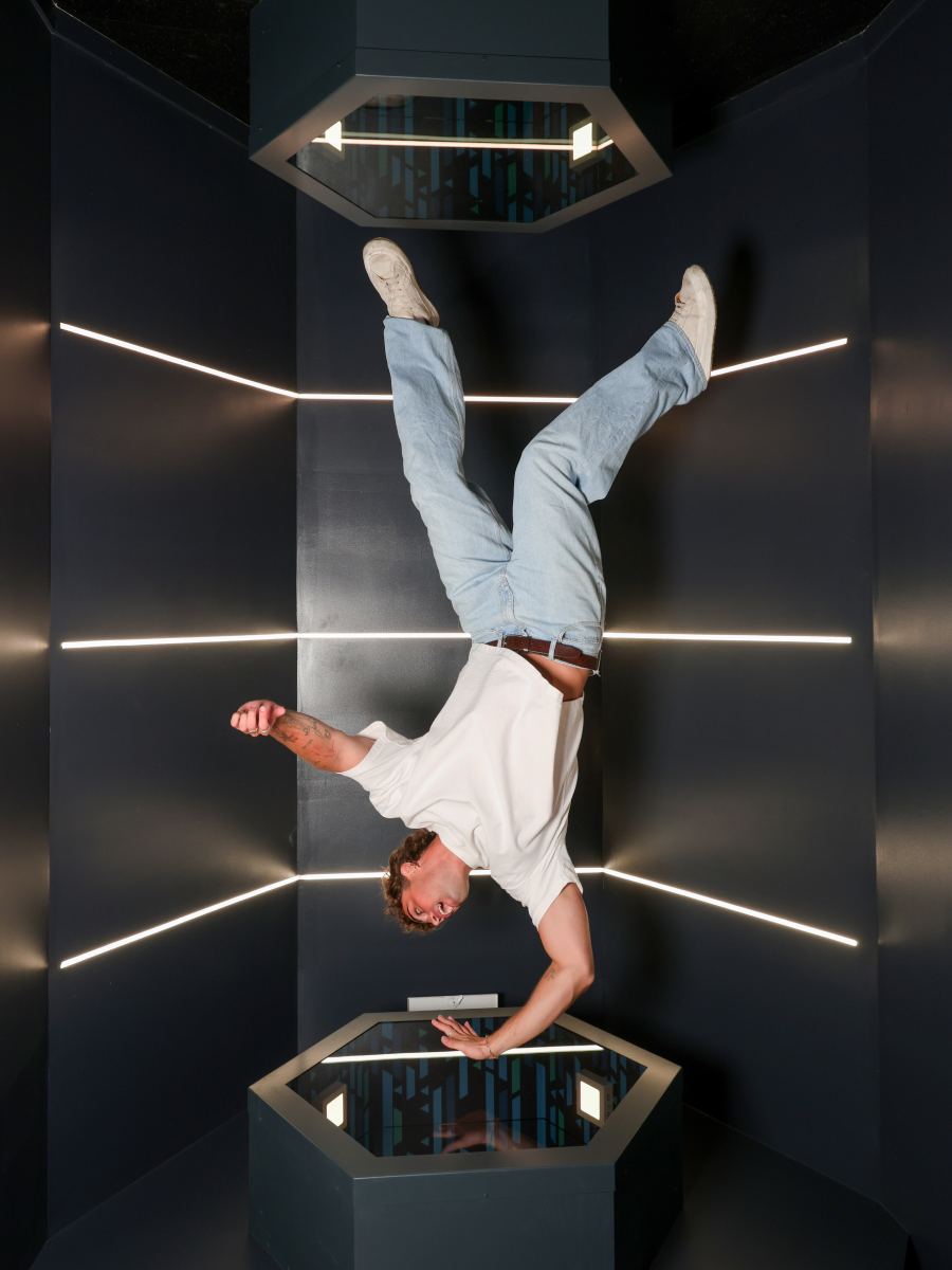 900x1200 Vortex Portal